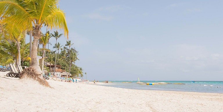 A pasos de la playa cerca de bares y restaurantes