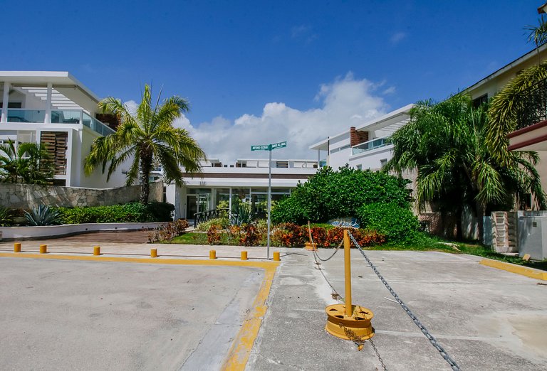 Estudio with private parking at cortecito