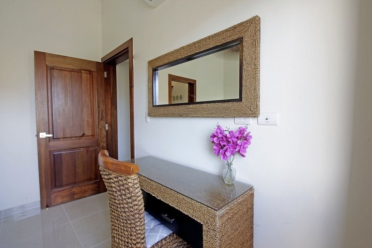 Pool view, private terrace, bbq, 2 bed and 2 bath