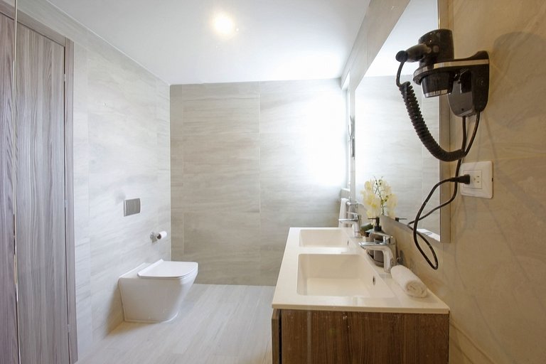 Exquisito apto 2 Hab/2 Ba junto a Hard Rock Hotel