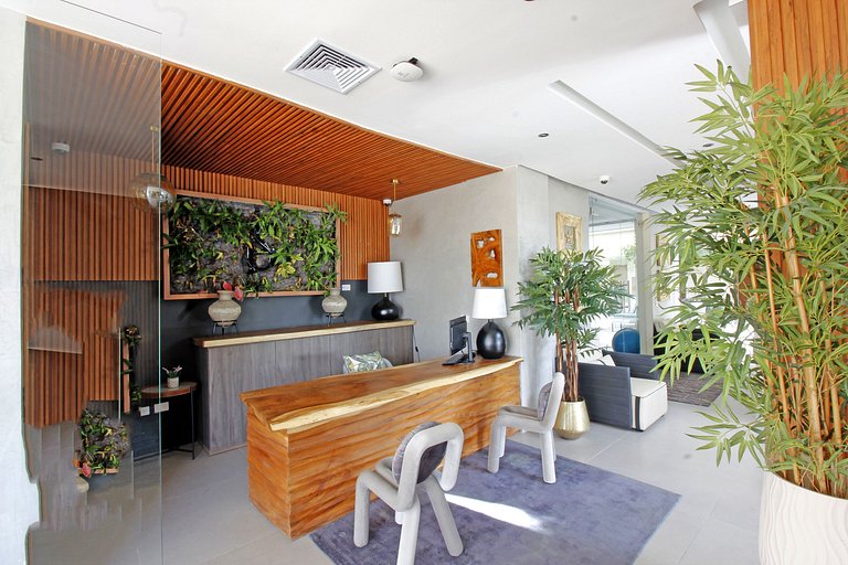 Studio, coworking area, gym, padel and restaurant