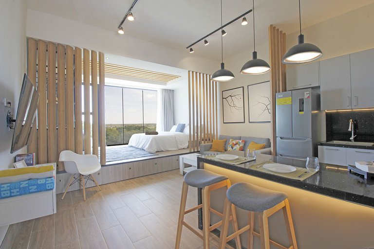 Studio, coworking area, gym, padel and restaurant