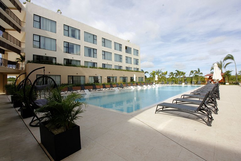 Studio, coworking area, gym, padel and restaurant