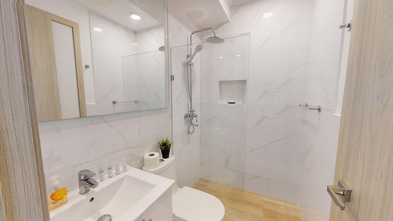 Piscina gigante, condominio totalmente equipado.