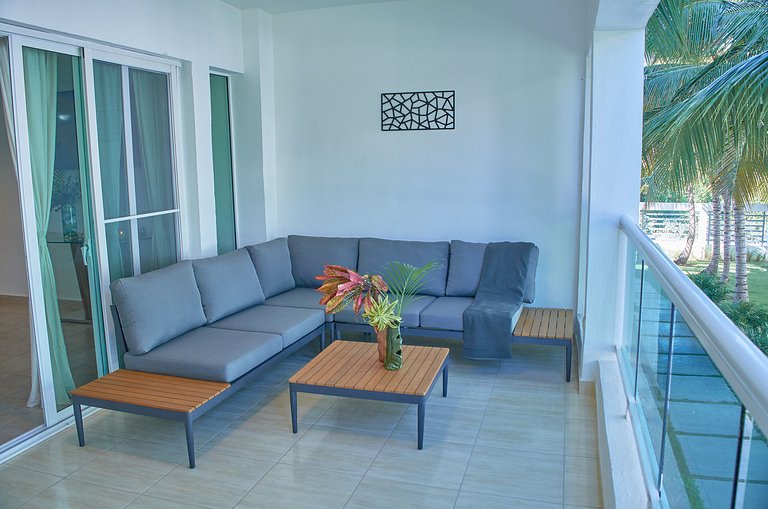 Minimalismo y Tranquilidad en Retiro Bávaro