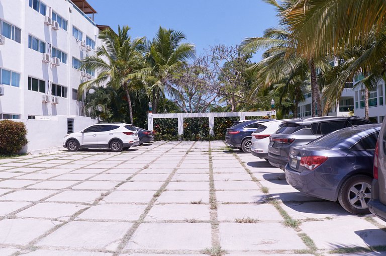 Elegant & Cozy Stay in Bávaro with Beach Club