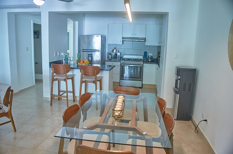 Sleeps 6, steps from the beach and with a pool