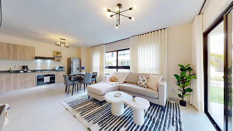 Elegant Apt Near Downtown & Hotspots