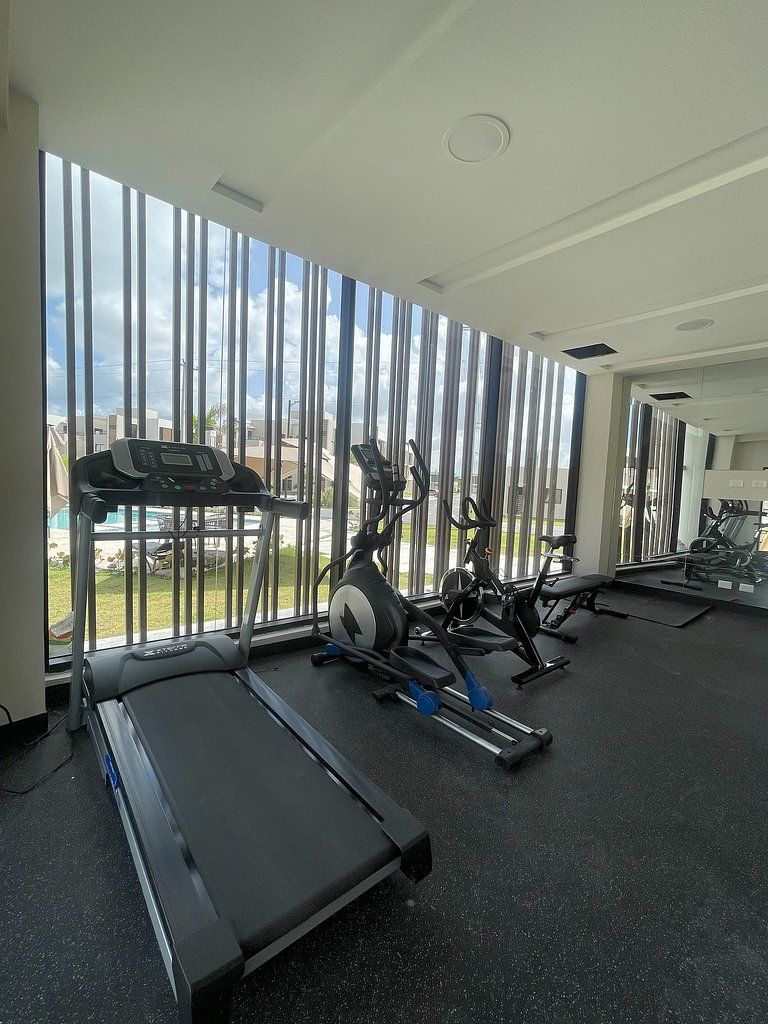 Elegant Apt Near Downtown & Hotspots