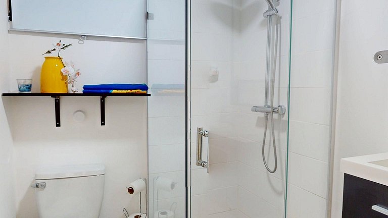 Apartamento moderno ideal para trabajo y descanso