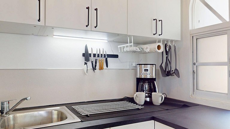 Apartamento con Estilo y Piscina, cerca de Playa
