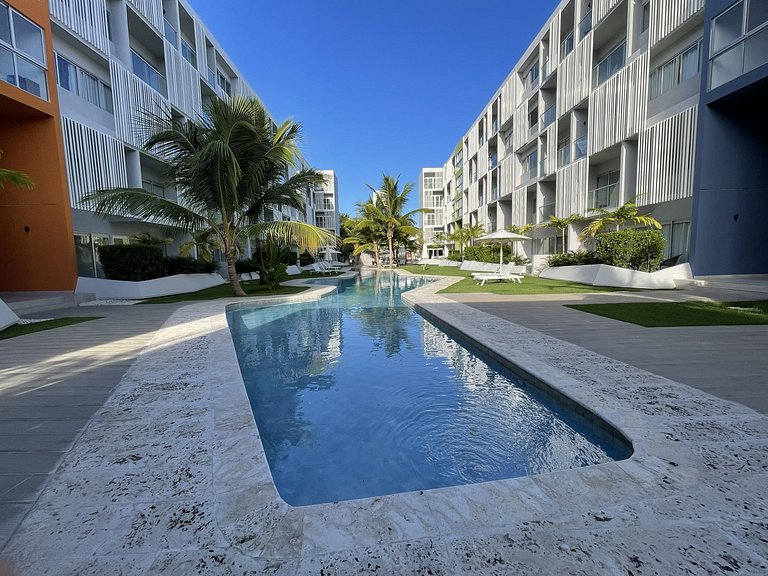 Downtown, vista a la piscina, camina a Cocobongo