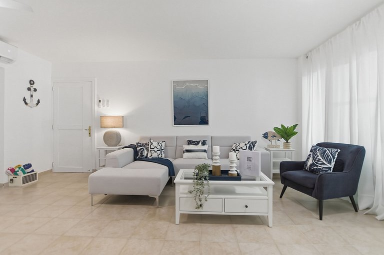 Sleeps 6, steps from the beach and with a pool