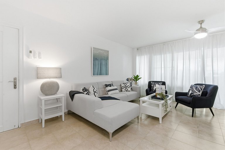 Apt para 6 personas, a pasos de la playa y piscina