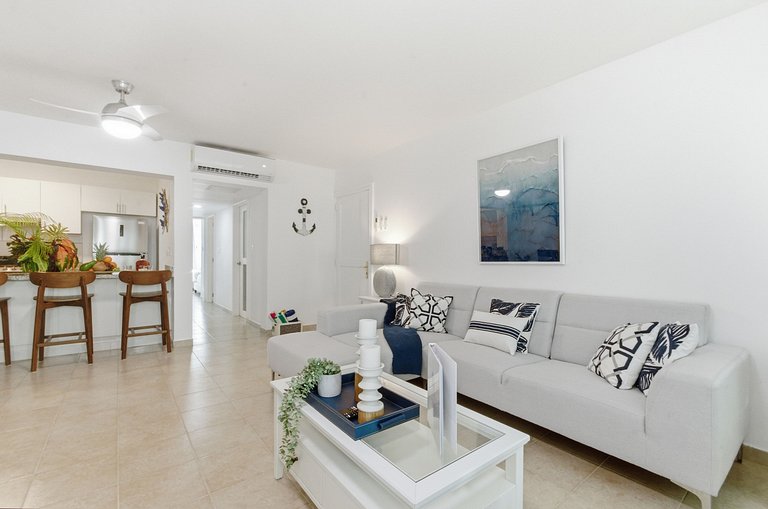 Apt para 6 personas, a pasos de la playa y piscina