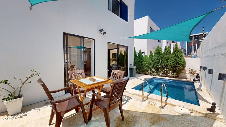 Private Villa, Pool, BBQ and Karaoke in Punta Cana