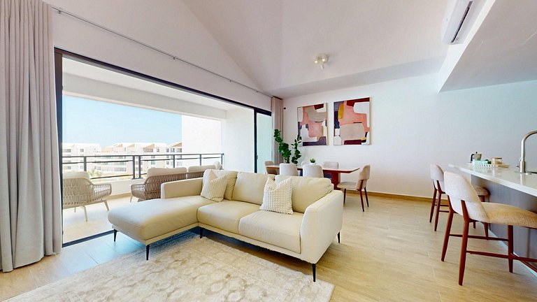 Penthouse 3BR Frente a Laguna Privada Bavaro