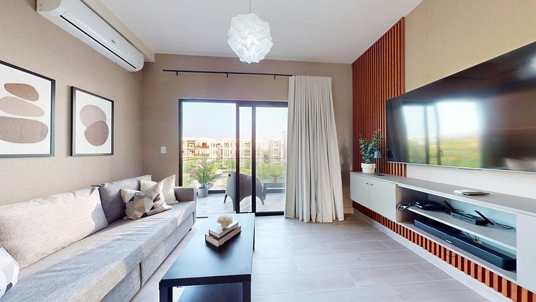Apartment with gym, pool, playground