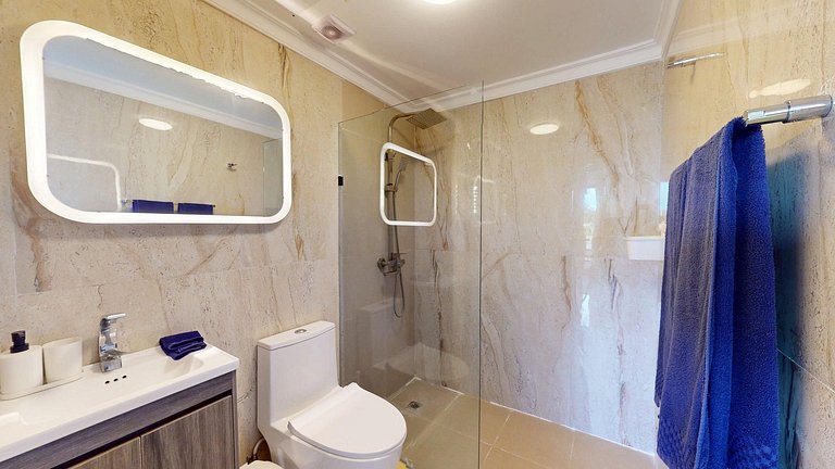 2BR piscina gym seguridad Villa Bavaro Punta Cana