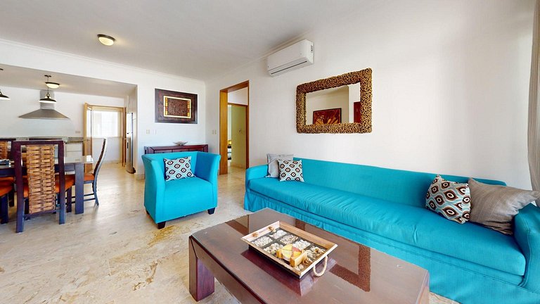 Just 50 meters from the beach, bars, restaurants.